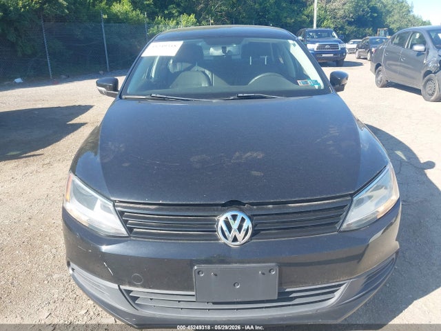 45249318 :رقم المزاد ، 3VWBP7AJ5CM070337 vin ، 2012 Volkswagen Jetta 2.5l Se مزاد بيع