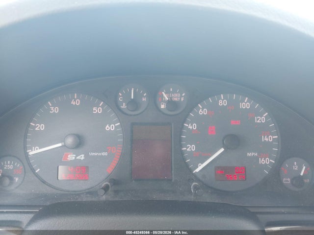 45249366 :رقم المزاد ، WAURD68D41A140163 vin ، 2001 Audi S4 2.7t مزاد بيع