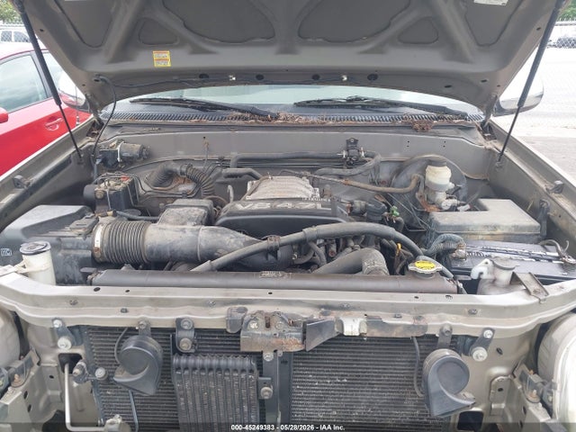 2003 Toyota Tundra Sr5 V8 მანქანა იყიდება აუქციონზე, vin: 5TBBT44183S379639, აუქციონის ნომერი: 45249383