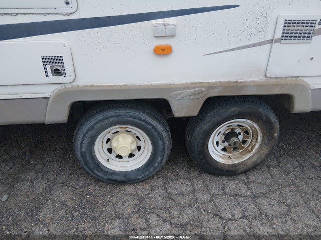 Продаж на аукціоні авто 2003 Trail Lite Trail-bay Series M-5, vin: 4WY300P2231056949, номер лоту: 45249441