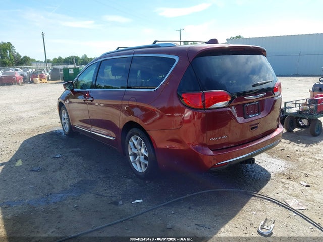 Chrysler Pacifica Touring L 2018 2C4RC1BG1JR130293 Image 3