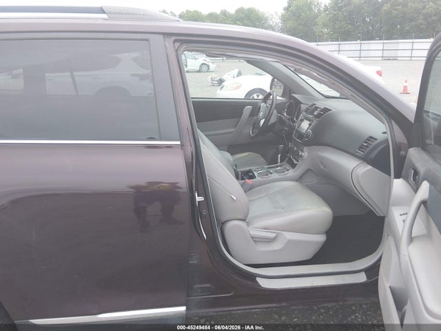 2013 Toyota Highlander Base Plus მანქანა იყიდება აუქციონზე, vin: 5TDZA3EHXDS041291, აუქციონის ნომერი: 45249484