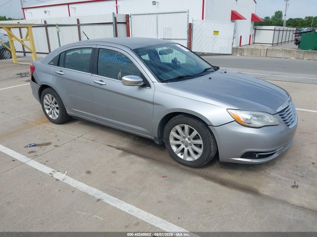 2014 Chrysler 200 Limited მანქანა იყიდება აუქციონზე, vin: 1C3CCBCG1EN150304, აუქციონის ნომერი: 45249502