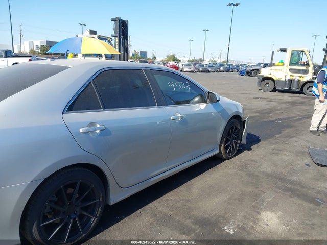 4T1BF1FK1EU774811 Toyota Camry Se Sport