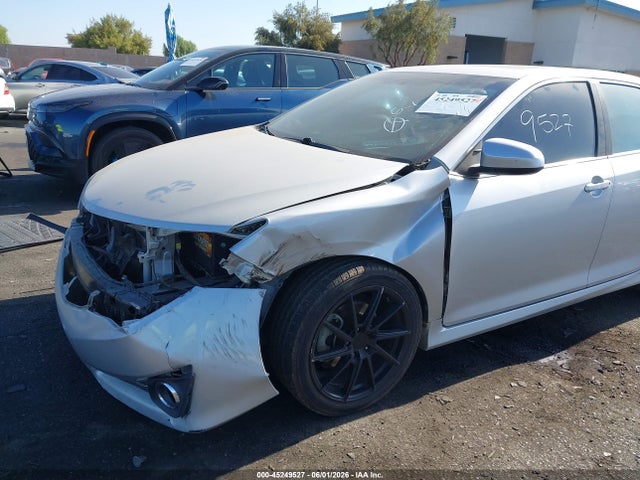 4T1BF1FK1EU774811 Toyota Camry Se Sport