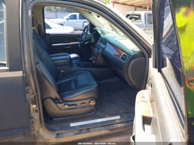 45249563 :رقم المزاد ، 1GNFC13048R191245 vin ، 2008 Chevrolet Tahoe Lt مزاد بيع