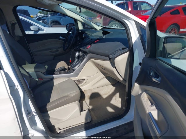 45249584 :رقم المزاد ، 1FADP5AU7GL108528 vin ، 2016 Ford C-max Hybrid Se مزاد بيع