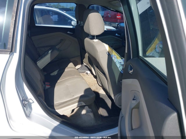 45249584 :رقم المزاد ، 1FADP5AU7GL108528 vin ، 2016 Ford C-max Hybrid Se مزاد بيع