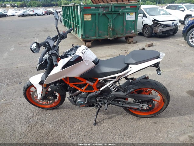 KTM 390 Duke 2020 MD2JPJ402LC268979 Image 13