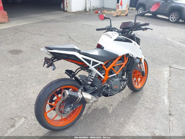 KTM 390 Duke 2020 MD2JPJ402LC268979 Image 4