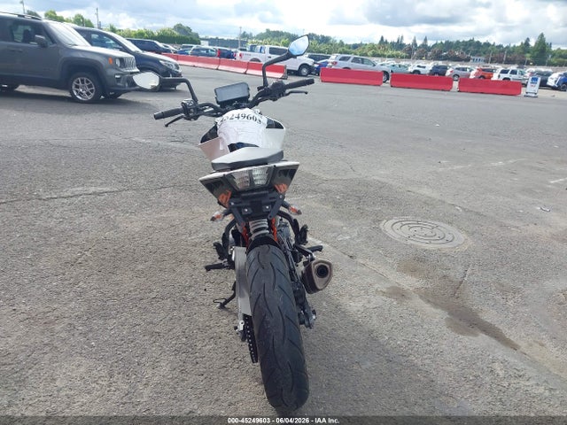 KTM 390 Duke 2020 MD2JPJ402LC268979 Image 6