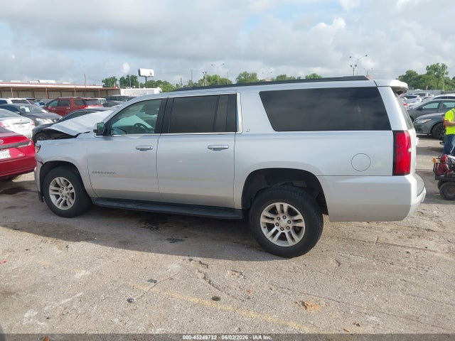 Продажа на аукционе авто 2017 Chevrolet Suburban Lt, vin: 1GNSCHKC5HR347988, номер лота: 45249732