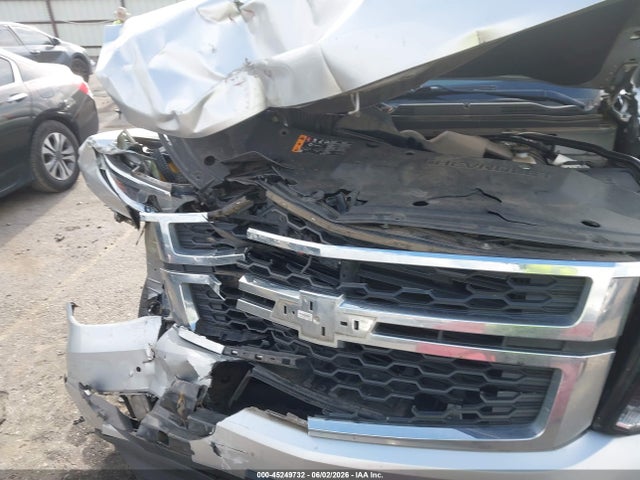 Продажа на аукционе авто 2017 Chevrolet Suburban Lt, vin: 1GNSCHKC5HR347988, номер лота: 45249732