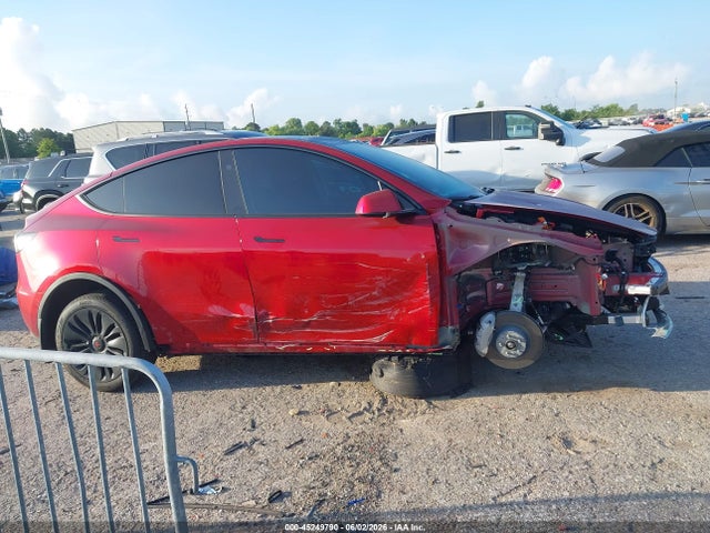 45249790 :رقم المزاد ، 7SAYGDEE9RA266707 vin ، 2024 Tesla Model Y Long Range Dual Motor All-wheel Drive مزاد بيع