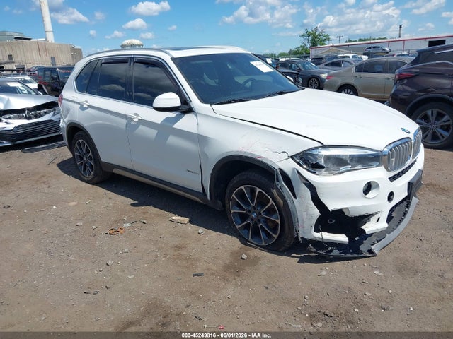 45249816 :رقم المزاد ، 5UXKR0C33H0V74610 vin ، 2017 Bmw X5 Xdrive35i مزاد بيع