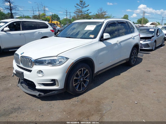 45249816 :رقم المزاد ، 5UXKR0C33H0V74610 vin ، 2017 Bmw X5 Xdrive35i مزاد بيع