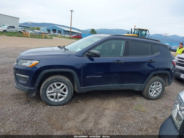 Jeep Compass Sport 4x4 2018 3C4NJDAB9JT413761 Image 17