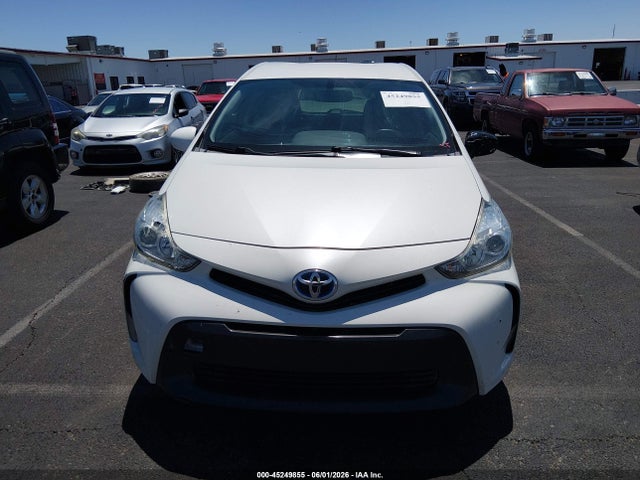 JTDZN3EU1HJ069100 Toyota Prius V Four