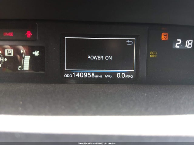 JTDZN3EU1HJ069100 Toyota Prius V Four