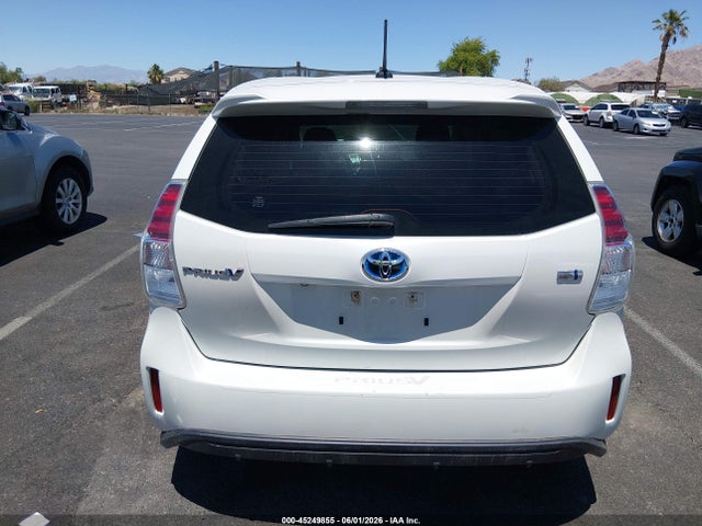 JTDZN3EU1HJ069100 Toyota Prius V Four