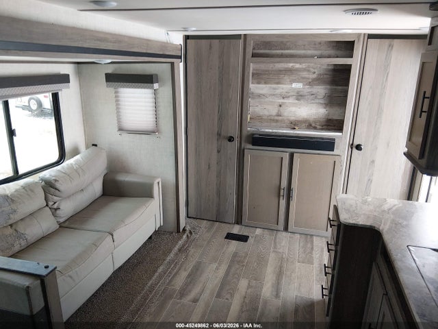 Gulfstream Conquest 323 2021 1NL1G3723M1146993 Image 5