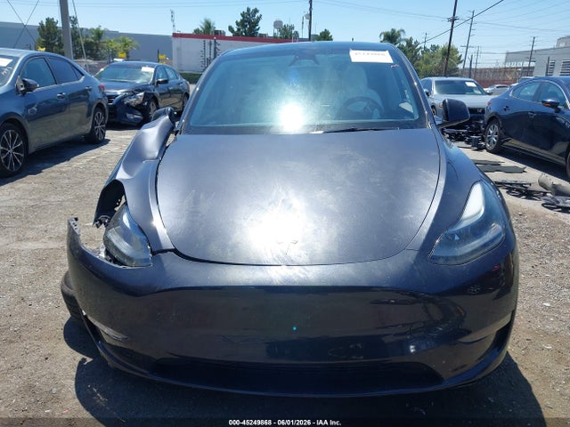 Продажа на аукционе авто 2025 Tesla Model Y Long Range Dual Motor Rear-wheel Drive, vin: 7SAYGDED6SF229808, номер лота: 45249868