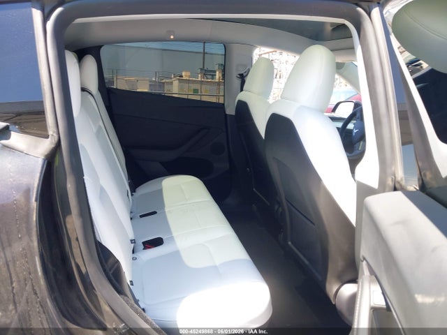 Продажа на аукционе авто 2025 Tesla Model Y Long Range Dual Motor Rear-wheel Drive, vin: 7SAYGDED6SF229808, номер лота: 45249868