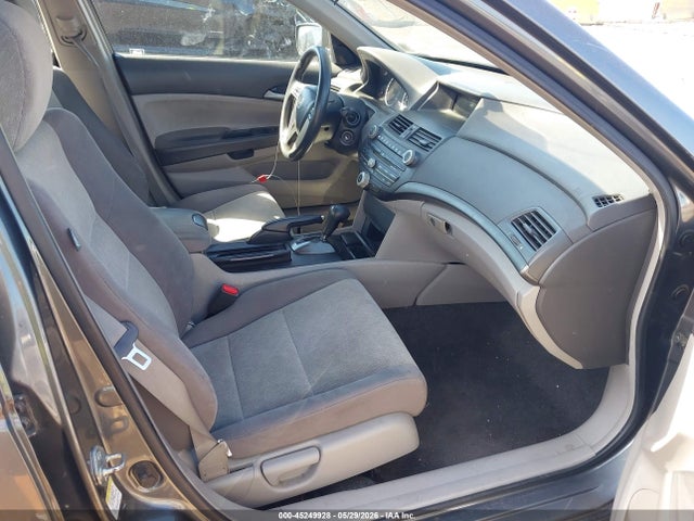 45249928 :رقم المزاد ، 1HGCP26379A157233 vin ، 2009 Honda Accord 2.4 Lx مزاد بيع