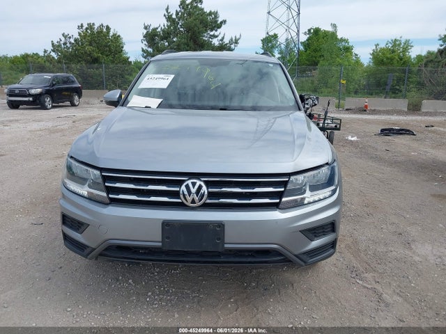 45249964 :رقم المزاد ، 3VV2B7AX4MM099952 vin ، 2021 Volkswagen Tiguan 2.0t Se/2.0t Se R-line Black/2.0t Sel مزاد بيع