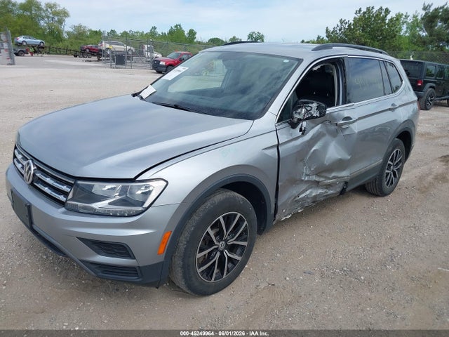45249964 :رقم المزاد ، 3VV2B7AX4MM099952 vin ، 2021 Volkswagen Tiguan 2.0t Se/2.0t Se R-line Black/2.0t Sel مزاد بيع