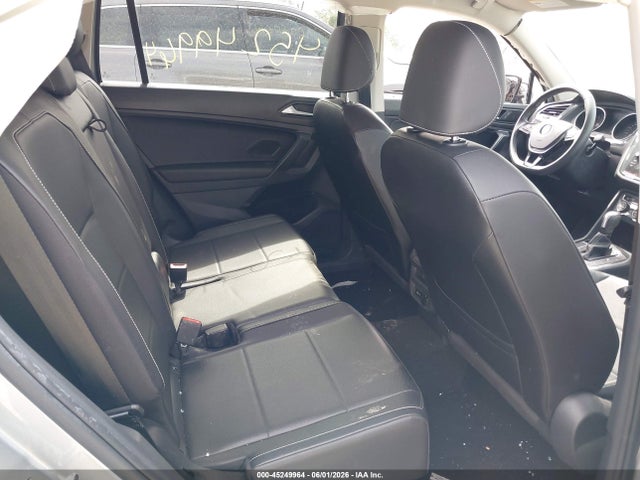 45249964 :رقم المزاد ، 3VV2B7AX4MM099952 vin ، 2021 Volkswagen Tiguan 2.0t Se/2.0t Se R-line Black/2.0t Sel مزاد بيع