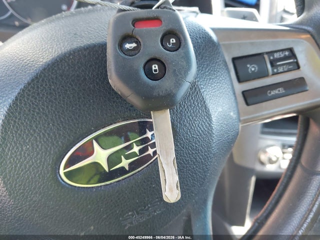 2013 Subaru Legacy 3.6r მანქანა იყიდება აუქციონზე, vin: 4S3BMDA63D2006490, აუქციონის ნომერი: 45249966
