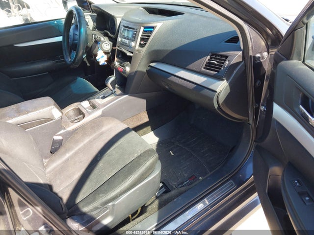 2013 Subaru Legacy 3.6r მანქანა იყიდება აუქციონზე, vin: 4S3BMDA63D2006490, აუქციონის ნომერი: 45249966