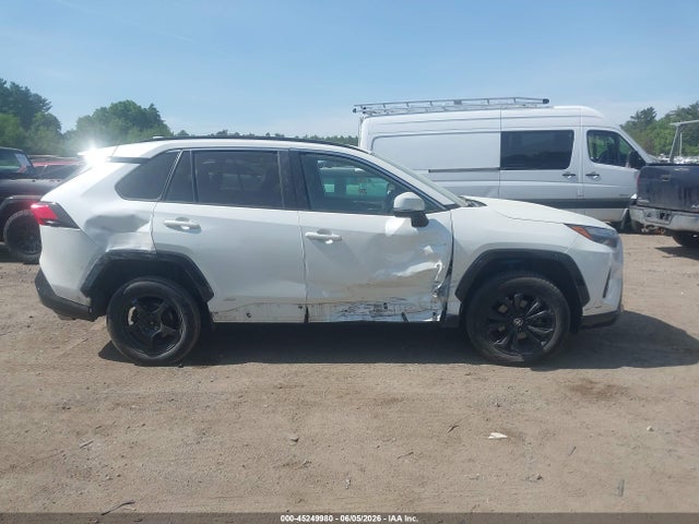 45249980 :رقم المزاد ، 4T3T6RFV4NU100172 vin ، 2022 Toyota Rav4 Hybrid Se مزاد بيع