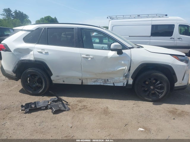 45249980 :رقم المزاد ، 4T3T6RFV4NU100172 vin ، 2022 Toyota Rav4 Hybrid Se مزاد بيع