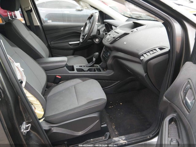 Продаж на аукціоні авто 2017 Ford Escape Se, vin: 1FMCU0GD2HUE51134, номер лоту: 45250051