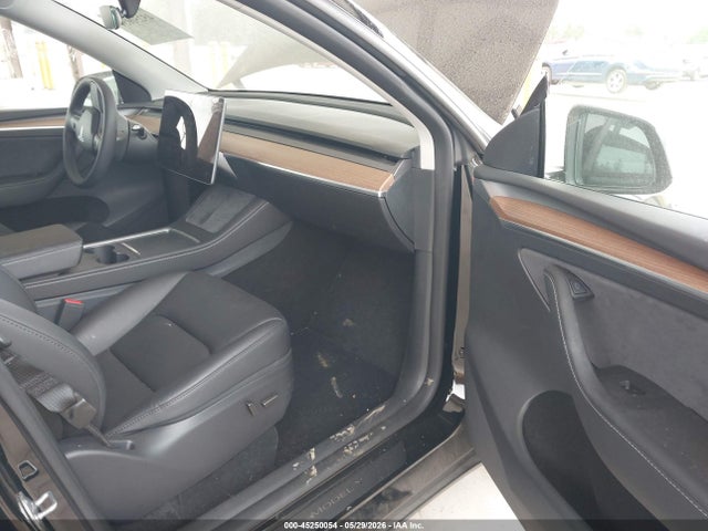 Aukcja sprzedaży 2025 Tesla Model Y Long Range Dual Motor All-wheel Drive, vin: 7SAYGDEE5SF300358, numer aukcji: 45250054