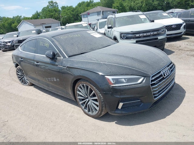 45250068 :رقم المزاد ، WAUBNCF53JA052035 vin ، 2018 Audi A5 2.0t Premium مزاد بيع