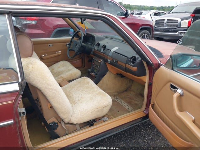 Продаж на аукціоні авто 1984 Mercedes-benz 300 Cdt, vin: WDBAB53A9EA104860, номер лоту: 45250071