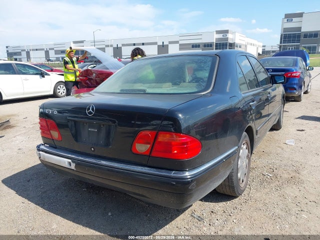 Продаж на аукціоні авто 1999 Mercedes-benz E 320, vin: WDBJF65H3XA898911, номер лоту: 45250072