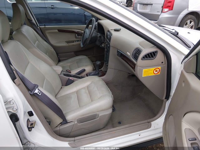 2004 Volvo V40 A/lse მანქანა იყიდება აუქციონზე, vin: YV1VW27554F032425, აუქციონის ნომერი: 45250091