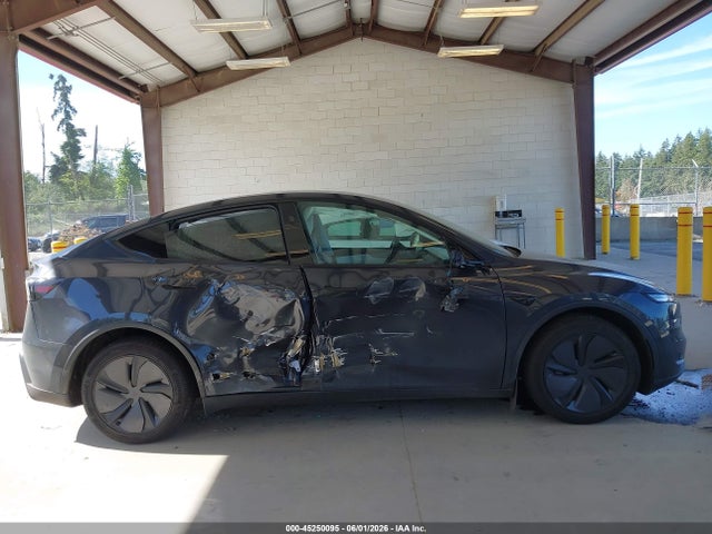 Продаж на аукціоні авто 2026 Tesla Model Y All-wheel Drive/long Range Launch Series/premium All-wheel Drive, vin: 7SAYGDEE1TF563111, номер лоту: 45250095