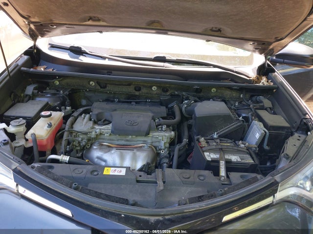 45250162 :رقم المزاد ، JTMZFREV7JJ155073 vin ، 2018 Toyota Rav4 Le مزاد بيع