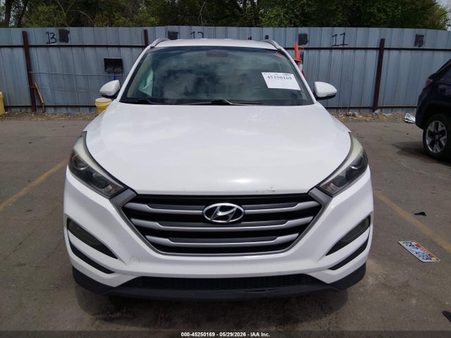 Hyundai Tucson Se Plus 2017 KM8J3CA46HU531153 Image 11