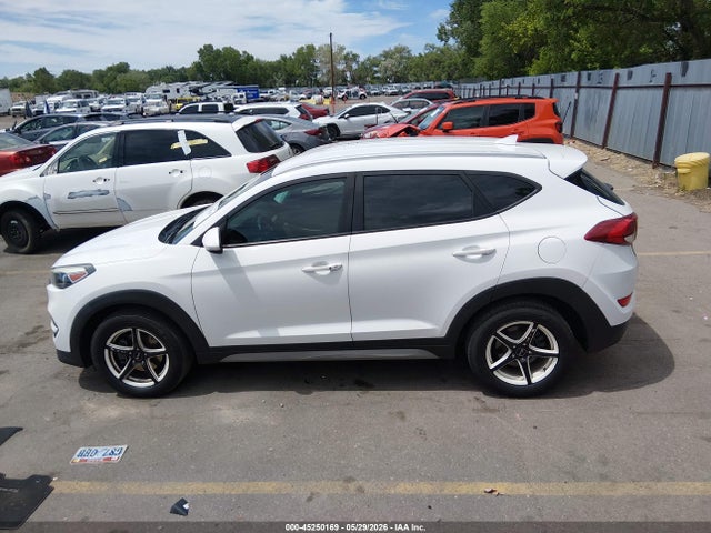 Hyundai Tucson Se Plus 2017 KM8J3CA46HU531153 Image 13