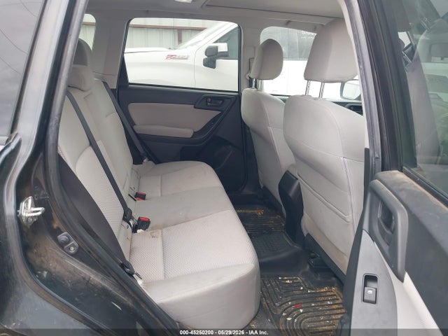 45250200 :رقم المزاد ، JF2SJADC1FG500864 vin ، 2015 Subaru Forester 2.5i Premium مزاد بيع