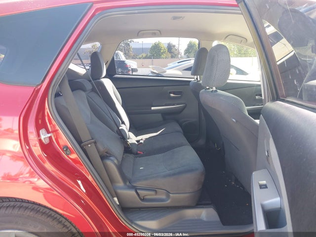 Продаж на аукціоні авто 2013 Toyota Prius V Two, vin: JTDZN3EU8D3195243, номер лоту: 45250206
