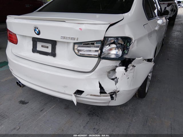Aukcja sprzedaży 2012 Bmw 328i, vin: WBA3A5C52CF349240, numer aukcji: 45250207