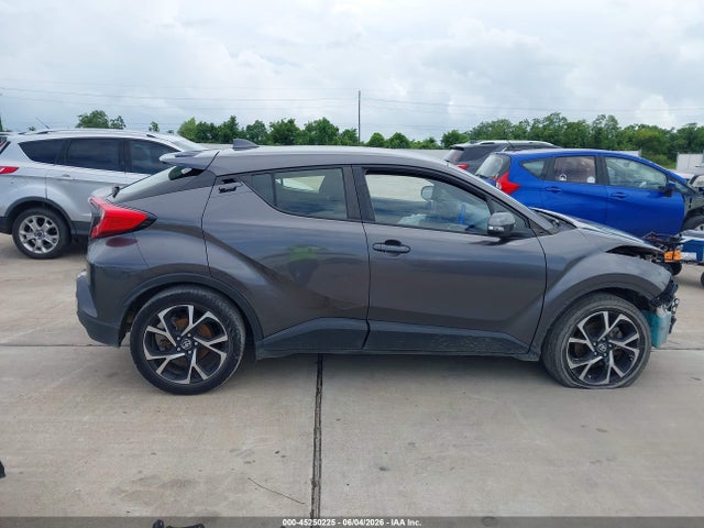 JTNKHMBX9M1125450 Toyota C-HR XLE