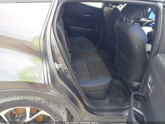 JTNKHMBX9M1125450 Toyota C-HR XLE